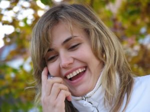 Tekstiviesteistä WhatsAppiin